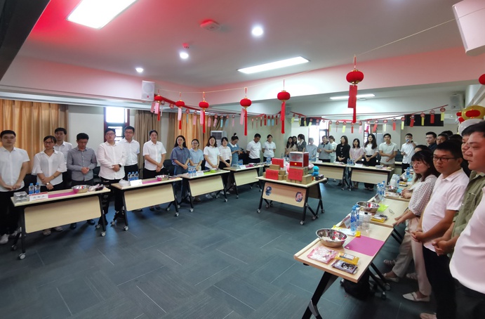 共青團(tuán)南昌市政建設(shè)集團(tuán)有限公司委員會舉辦了“承傳統(tǒng)文化，享團(tuán)圓美滿”中秋主題活動6910.jpg
